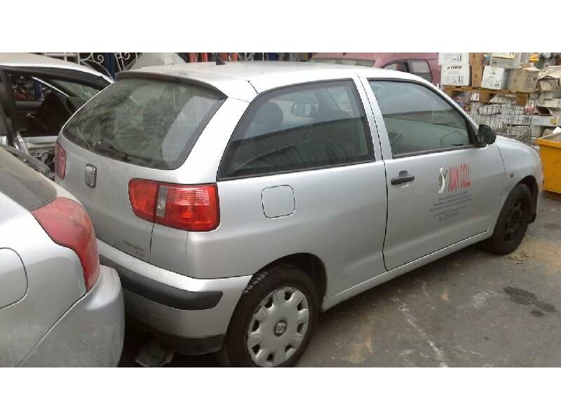 seat ibiza (6k1) del año 2001