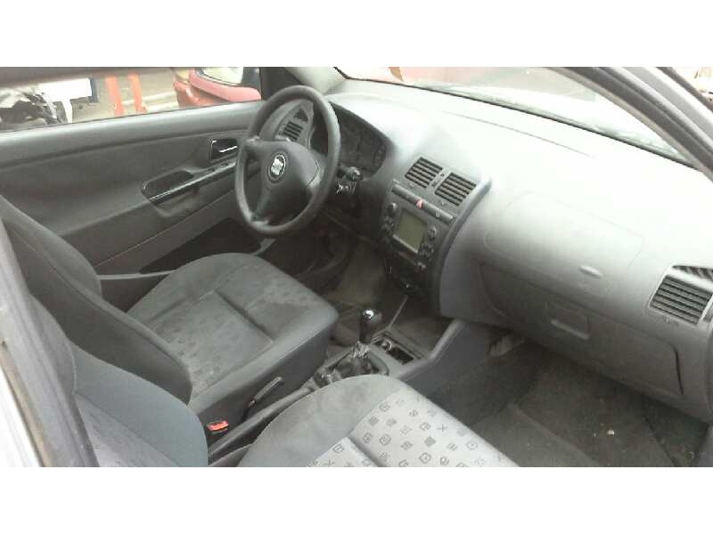 seat ibiza (6k1) del año 2001
