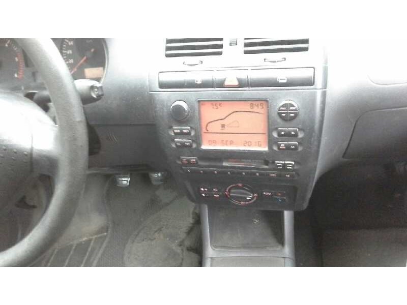 seat ibiza (6k1) del año 2001