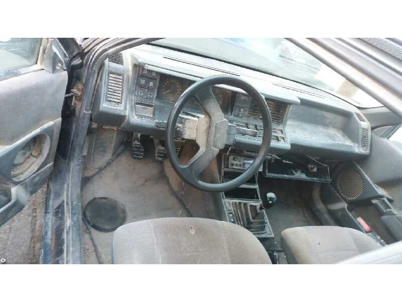 renault 21 berlina (b/l48) del año 1988