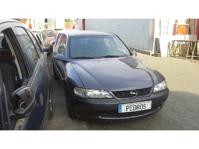 opel vectra b berlina del año 1997