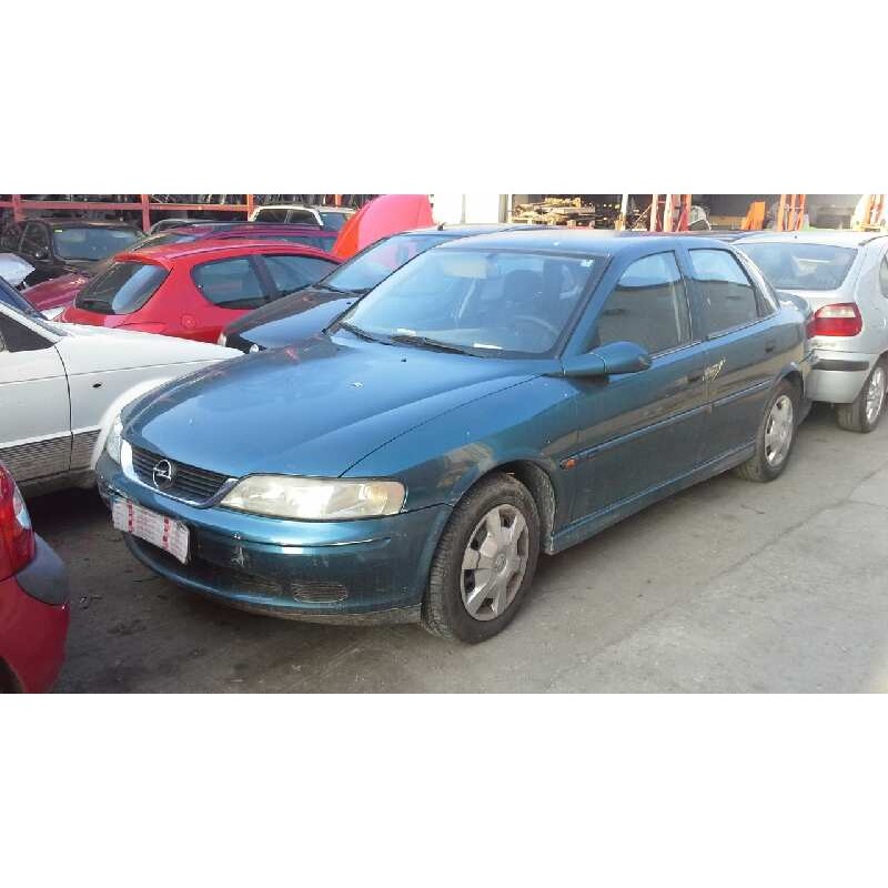 opel vectra b berlina del año 2001