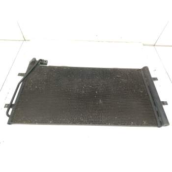 CONDENSADOR / RADIADOR AIRE ACONDICIONADO 8U0260401C 