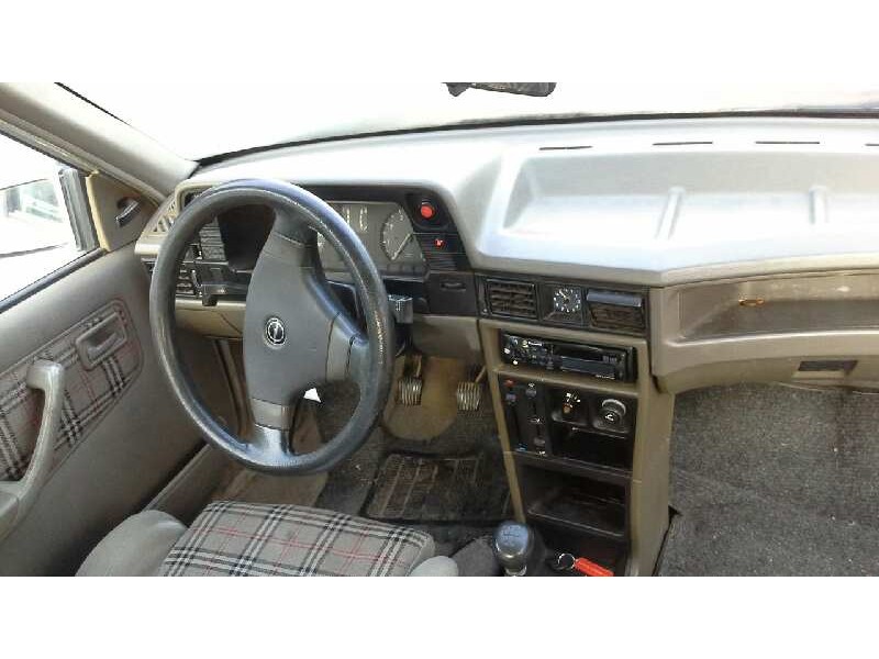 opel kadett e del año 1989