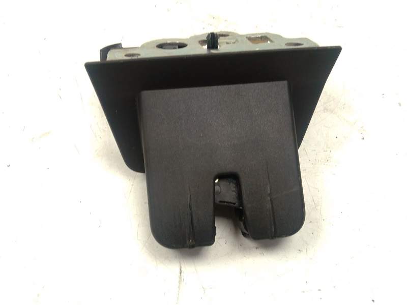 Recambio de cerradura maletero / porton para audi q3 (8ub, 8ug) 2.0 tfsi quattro referencia OEM IAM 8U0827520  