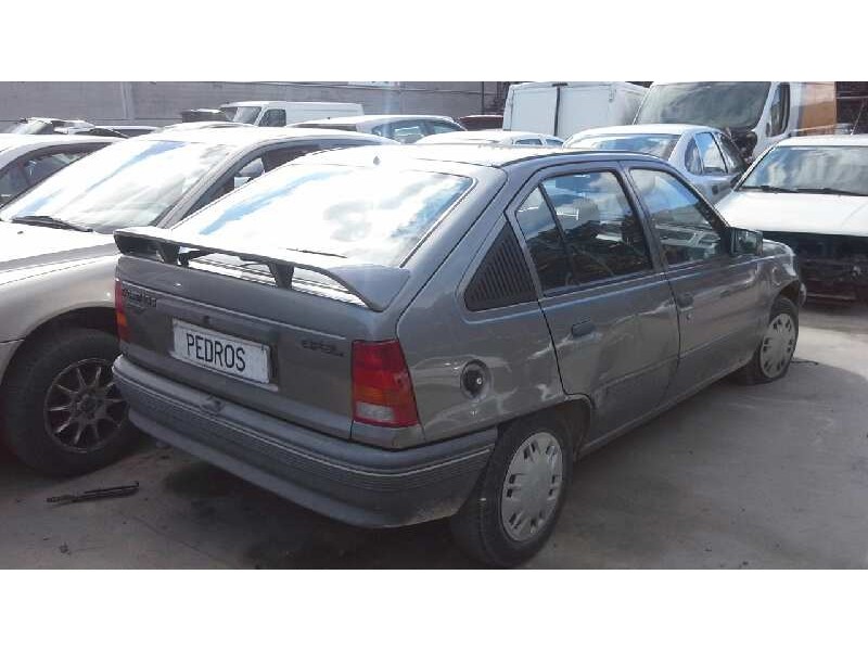 opel kadett e del año 1990