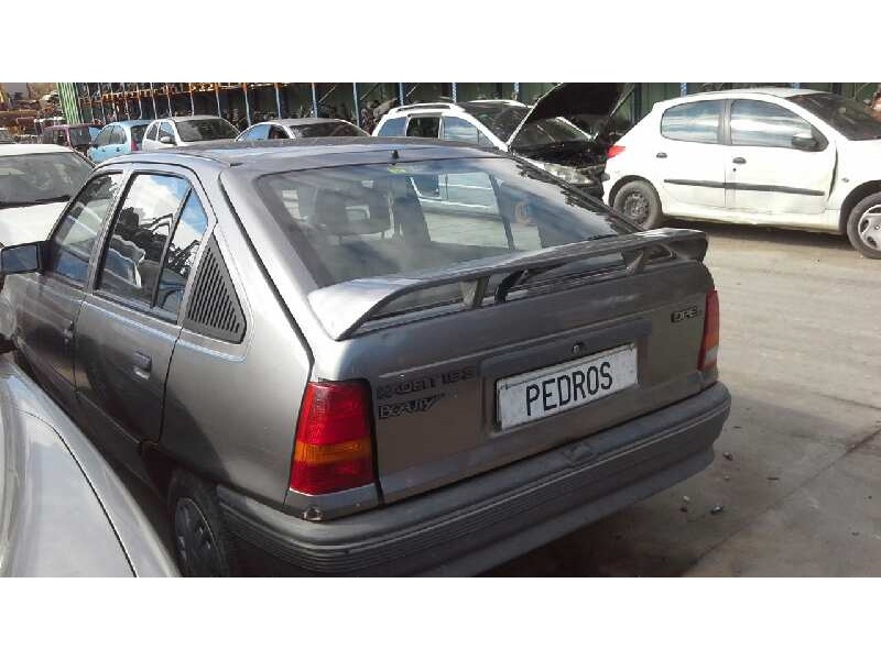opel kadett e del año 1990