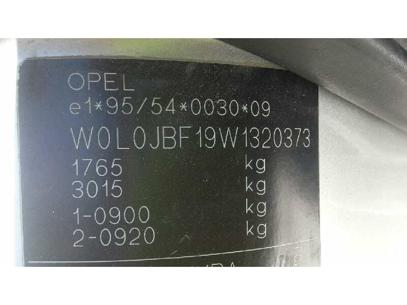 opel vectra b berlina del año 1998