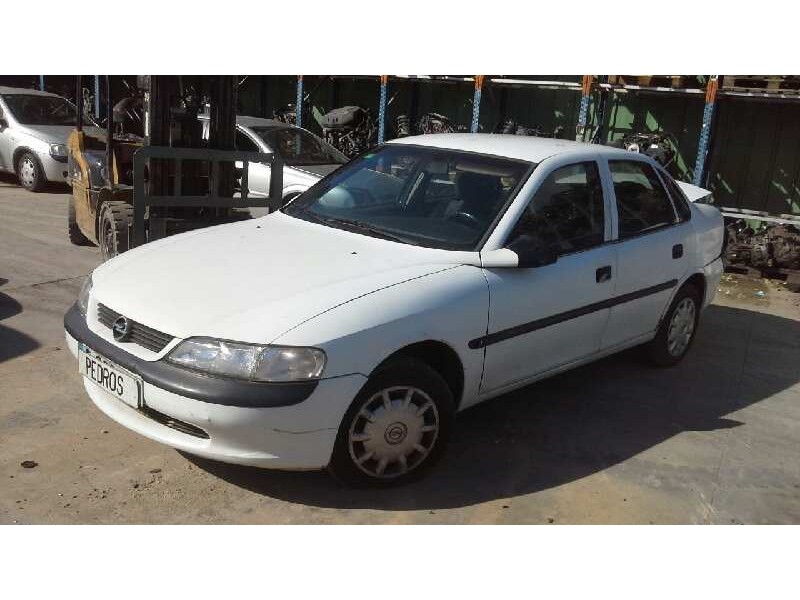 opel vectra b berlina del año 1997