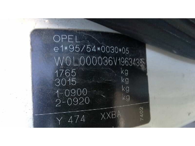 opel vectra b berlina del año 1997