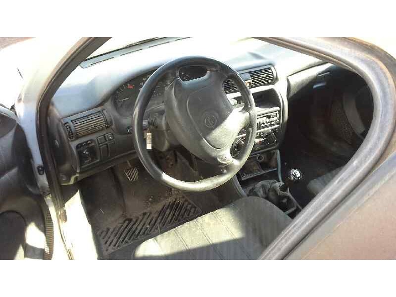 opel astra f berlina del año 1996