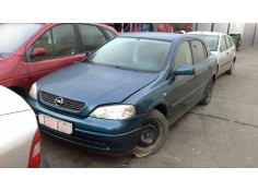opel astra g berlina del año 2001