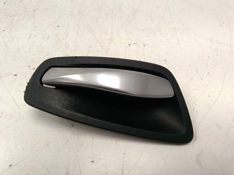 Recambio de maneta interior delantera derecha para bmw 1 (e81) 118 d referencia OEM IAM   