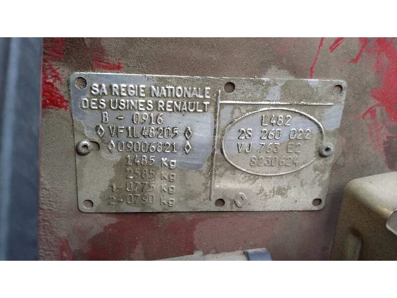 renault 21 berlina (b/l48) del año 1992