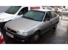 opel astra f berlina del año 1997