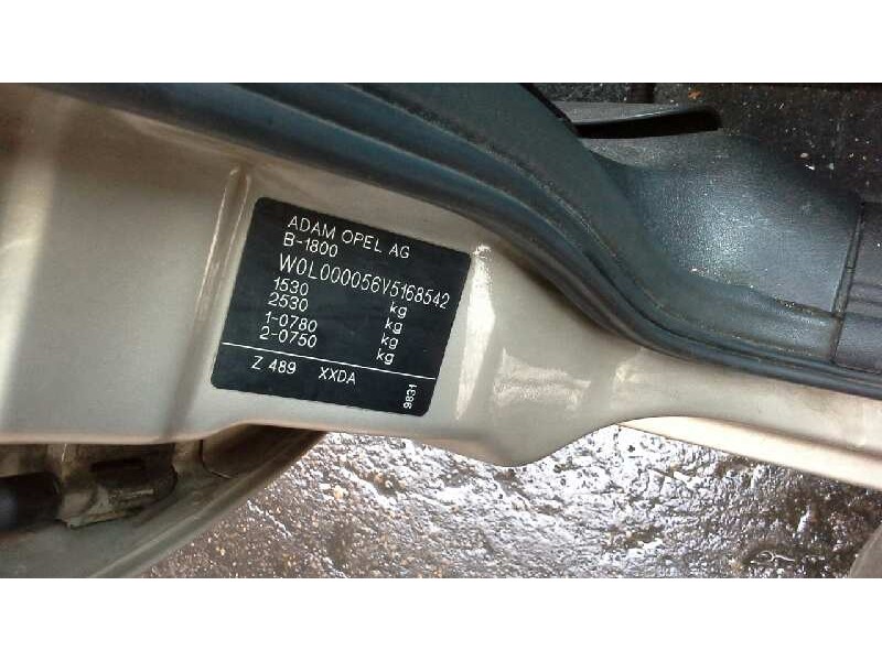 opel astra f berlina del año 1997