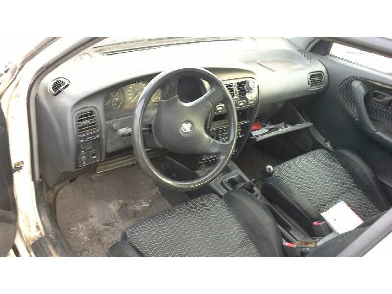 nissan primera berl./familiar (p10/w10) del año 1992