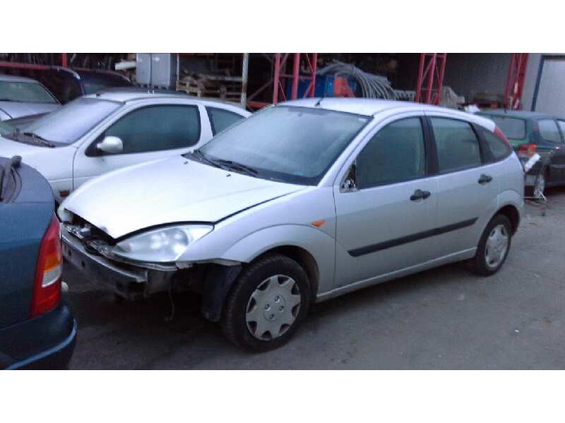 ford focus berlina (cak) del año 2003