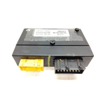 Recambio de centralita cierre para peugeot 205 furgoneta/hatchback 1.8 d referencia OEM IAM 9639819680  