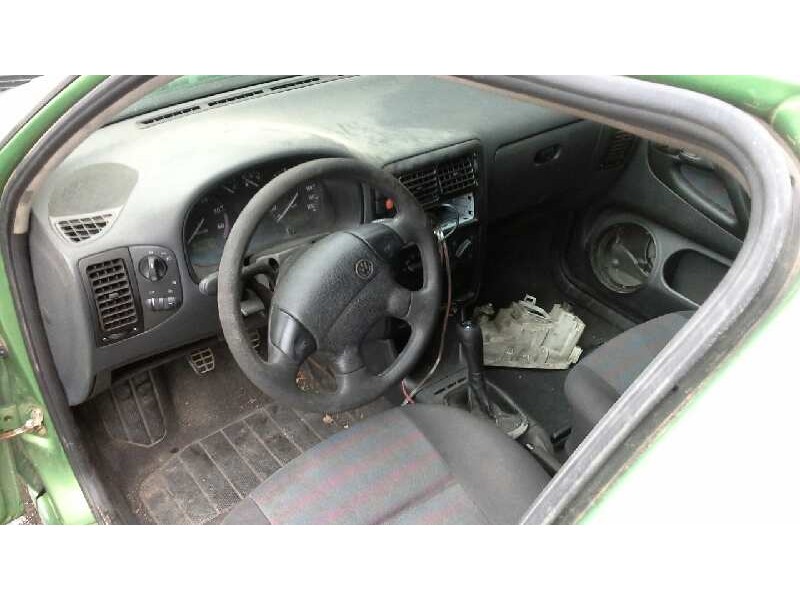 volkswagen polo berlina (6n1) del año 1999