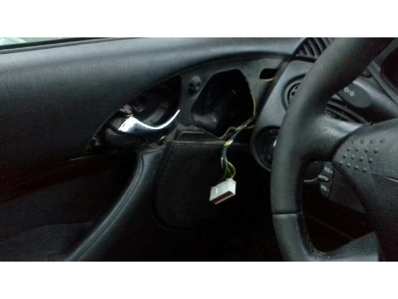 ford focus berlina (cak) del año 1999