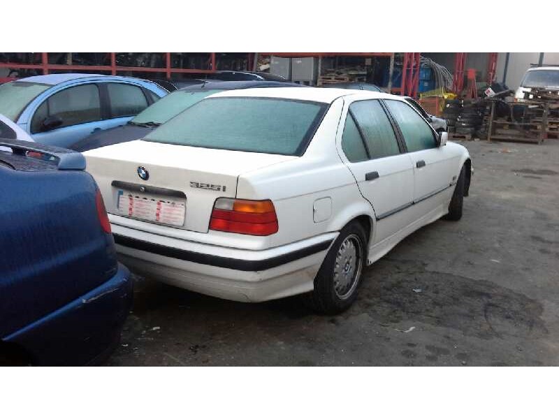 bmw serie 3 berlina (e36) del año 1993