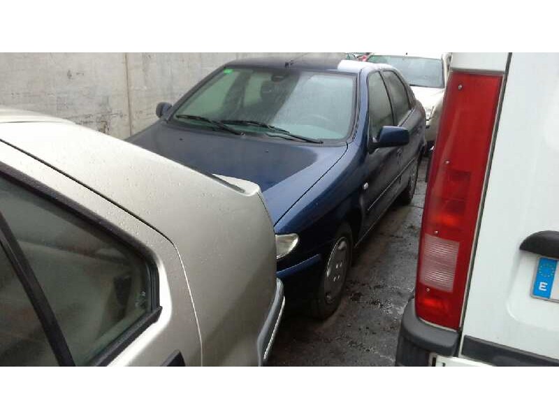 citroen xsara berlina del año 2000