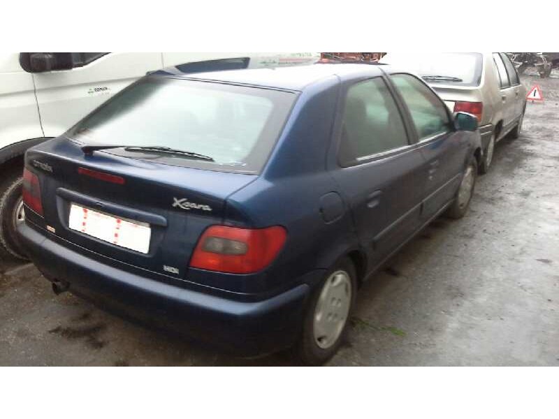 citroen xsara berlina del año 2000