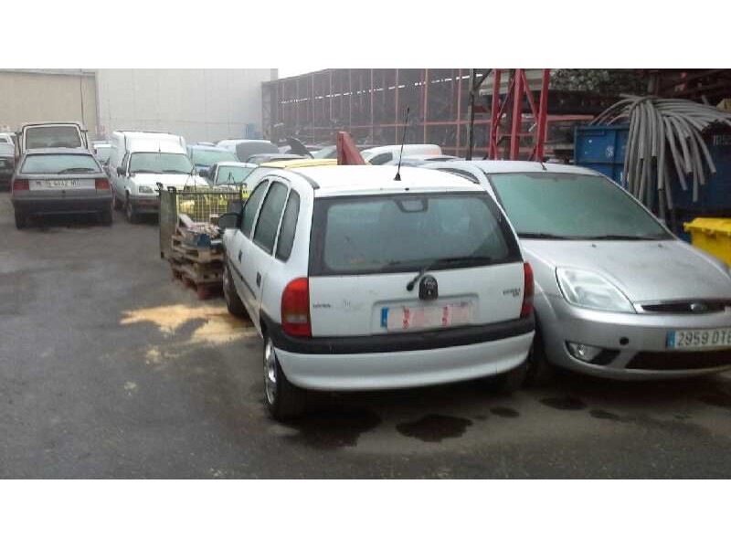 opel corsa b del año 1999