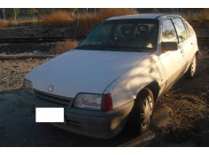opel kadett e del año 1990