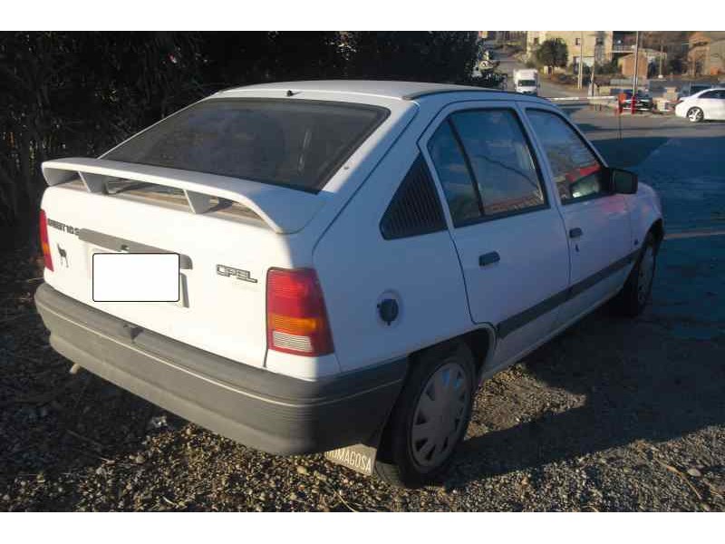 opel kadett e del año 1990