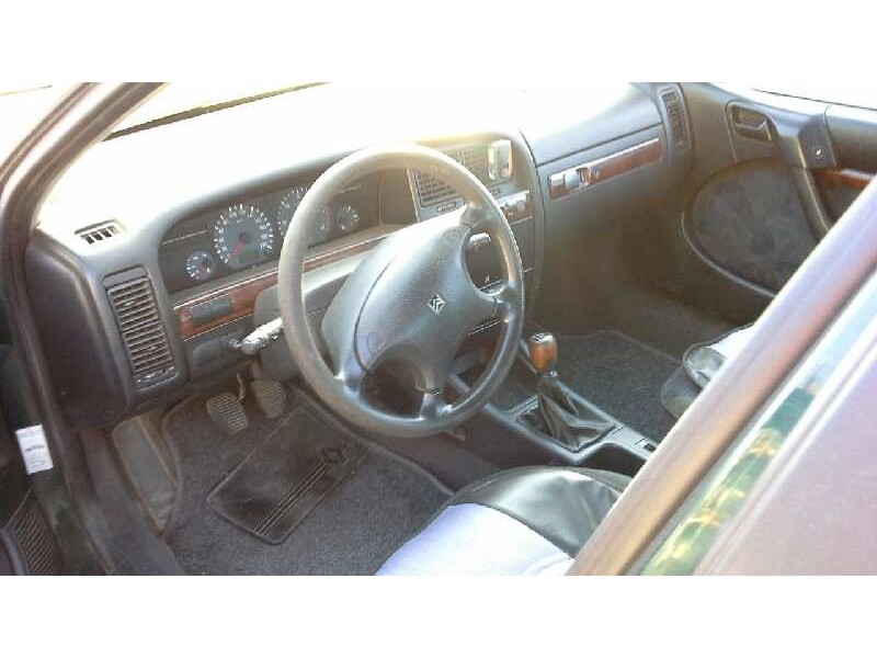 citroen xantia berlina del año 1998