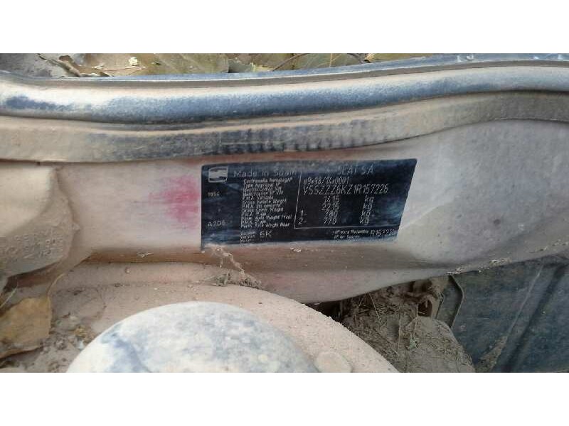 seat ibiza (6k1) del año 2001