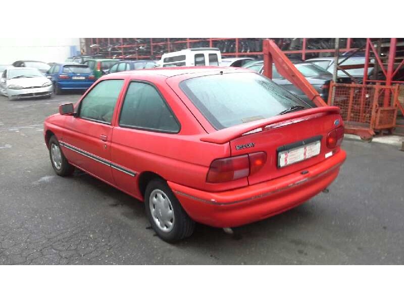 ford escort berlina/turnier del año 1995