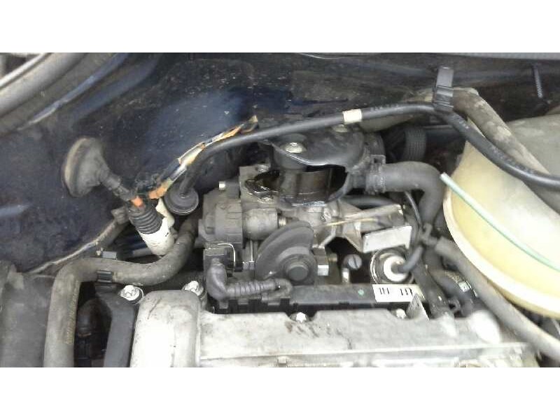 opel corsa b del año 2000