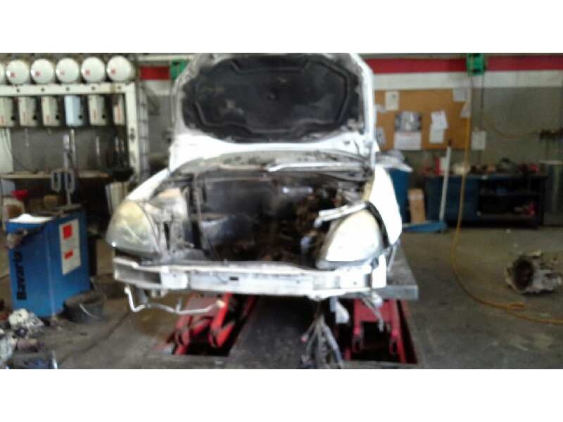 renault clio ii fase ii (b/cb0) del año 2004