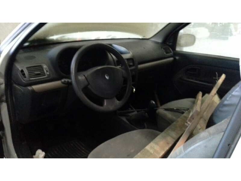 renault clio ii fase ii (b/cb0) del año 2004