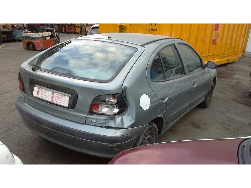renault megane i berlina hatchback (ba0) del año 1997
