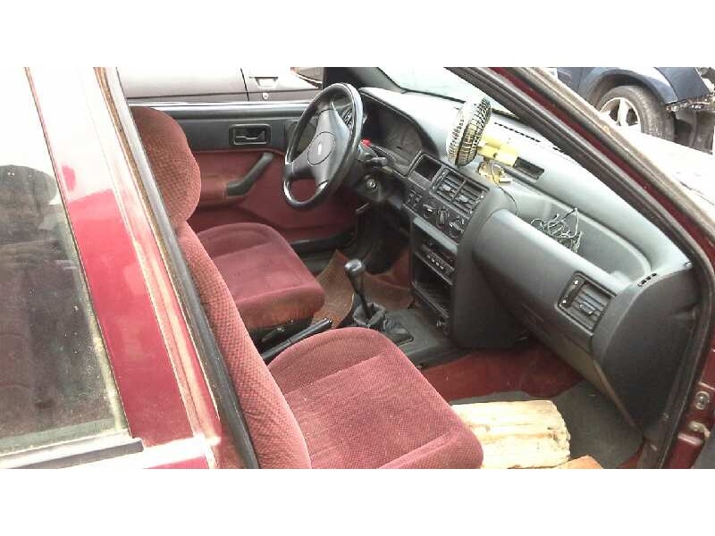 ford escort berlina del año 1991