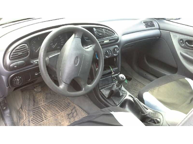 ford mondeo berlina (gd) del año 1997