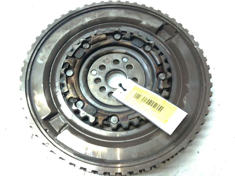 Recambio de volante motor para kia xceed (cd) 1.4 t-gdi referencia OEM IAM   