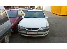 opel vectra b berlina del año 1996