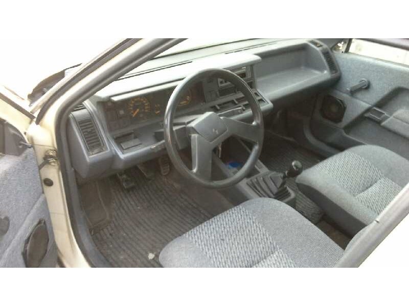 renault 21 berlina (b/l48) del año 1988