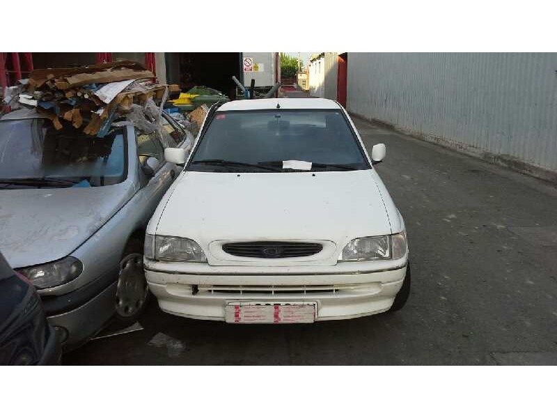 ford escort berlina/turnier del año 1994