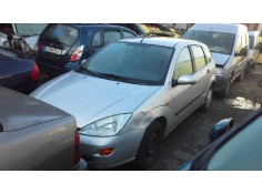 ford focus berlina (cak) del año 2001