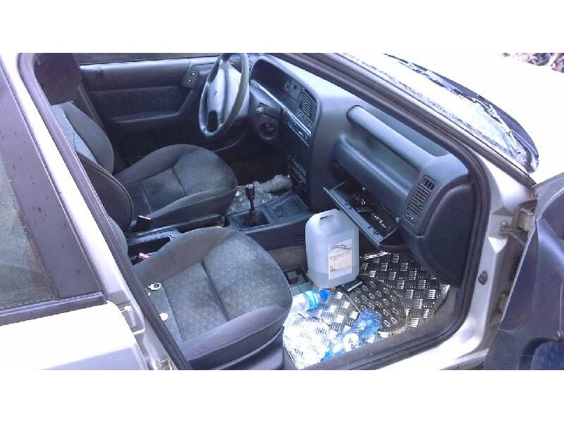 citroen xantia berlina del año 1995