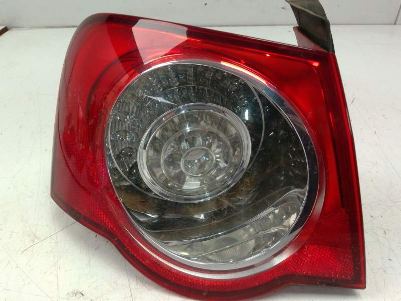 Recambio de piloto trasero izquierdo para volkswagen passat b6 (3c2) 2.0 tdi 16v referencia OEM IAM 3C5945095C  