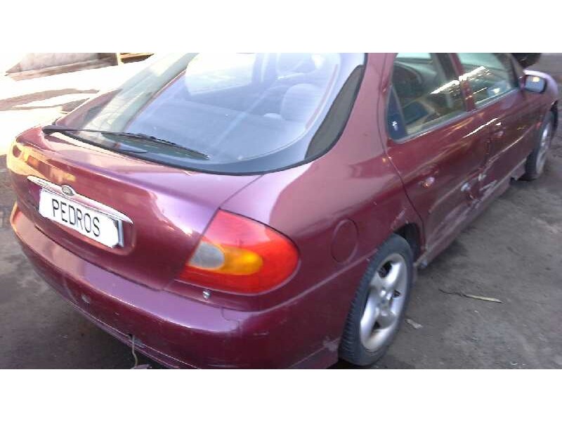 ford mondeo berlina (gd) del año 1999