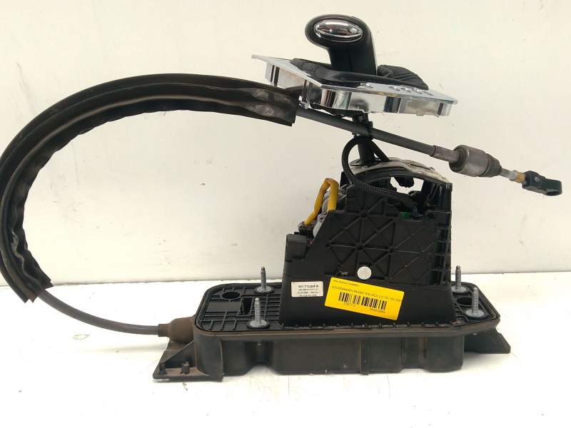 Recambio de palanca cambio para volkswagen passat b6 (3c2) 2.0 tdi 16v referencia OEM IAM 3C1713025B  