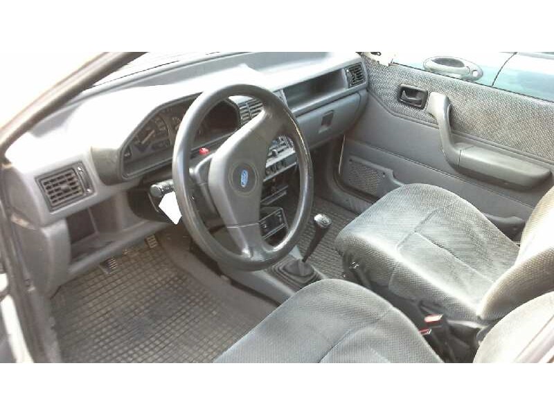 ford fiesta berl./courier del año 1990